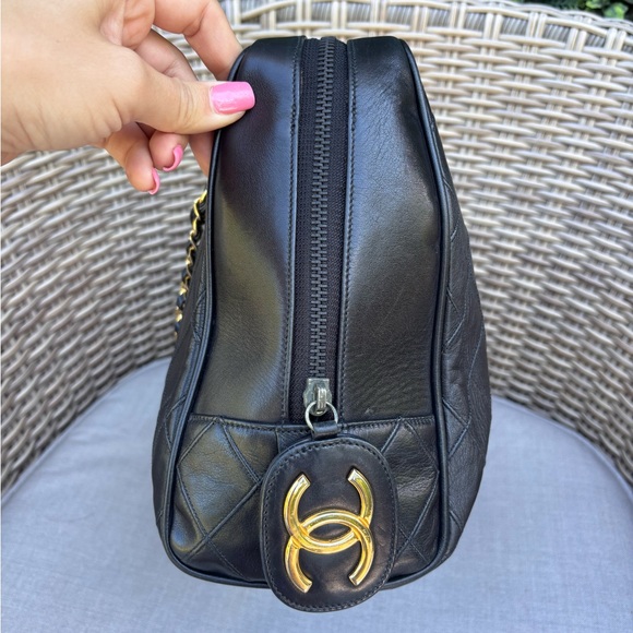 Authentic CHANEL wild stitch lambskin black shopper tote oversized CC charm - Picture 3 of 15